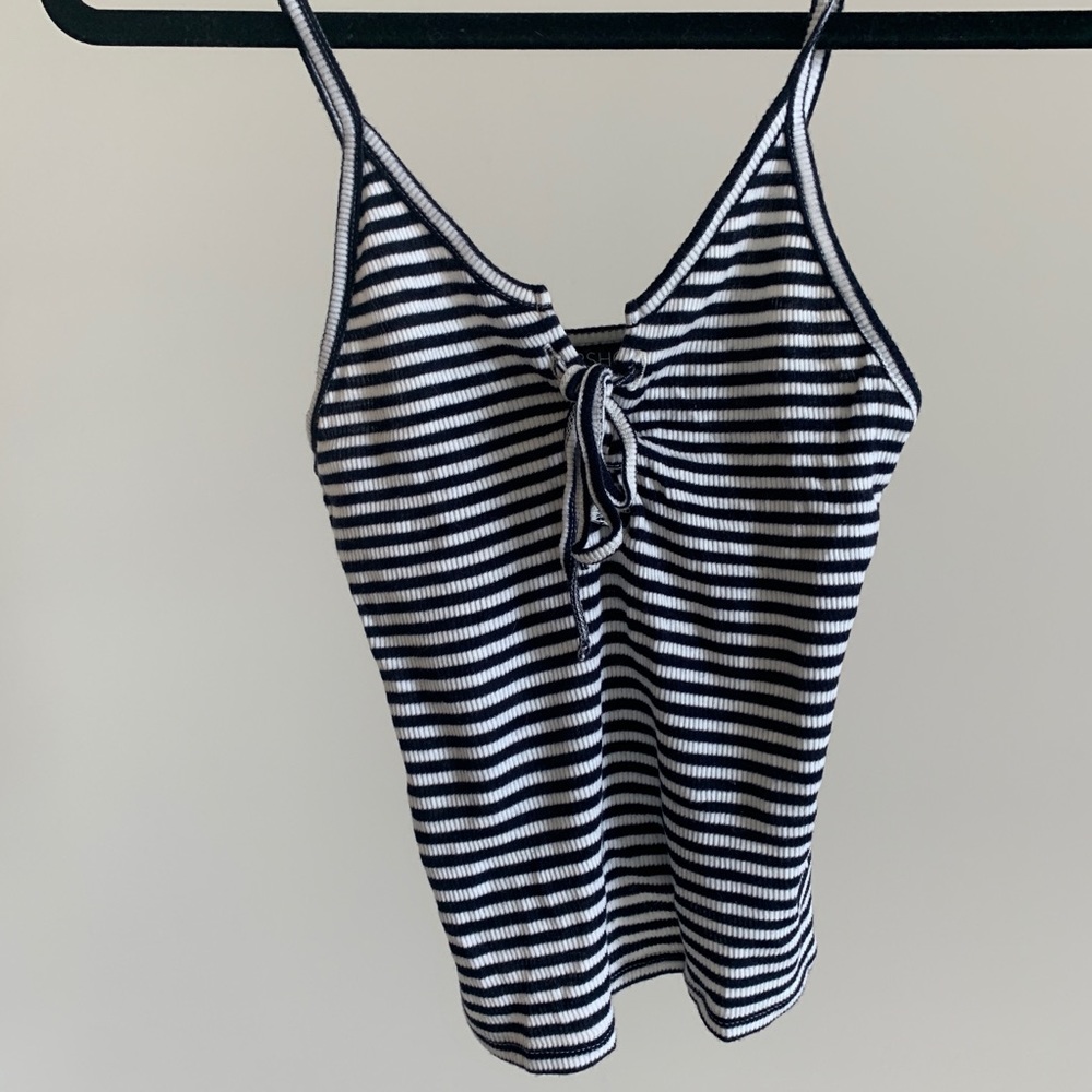 Stretchy tank top
